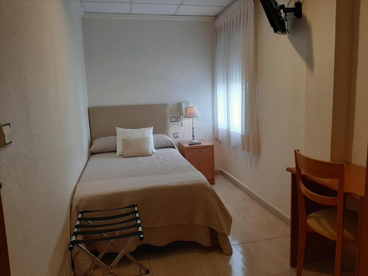 Hostal El Retiro Альморади Экстерьер фото