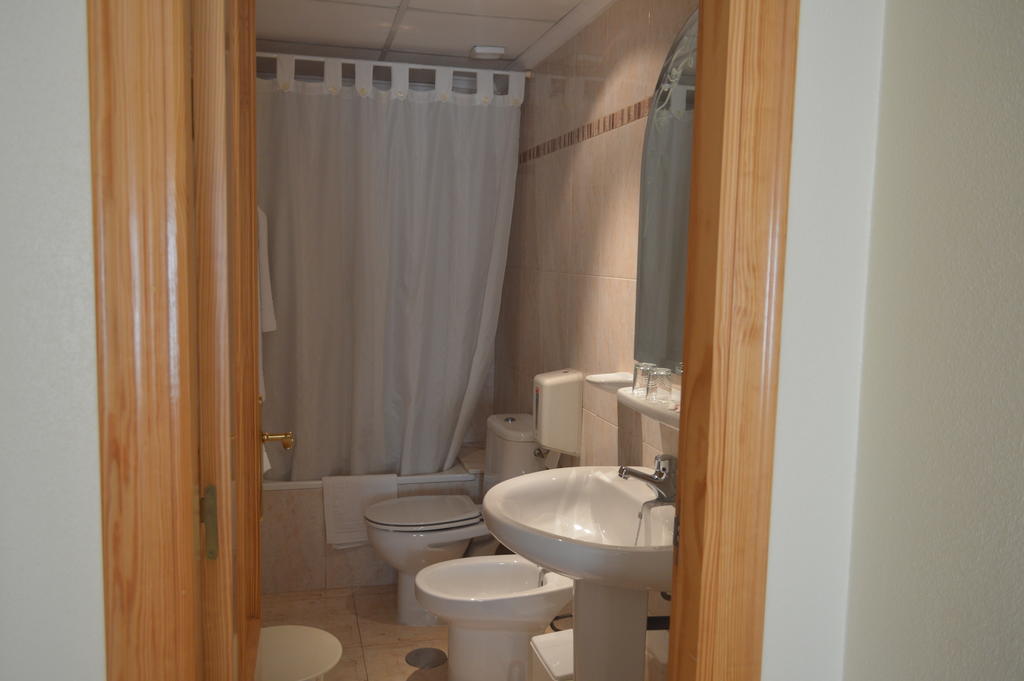 Hostal El Retiro Альморади Номер фото